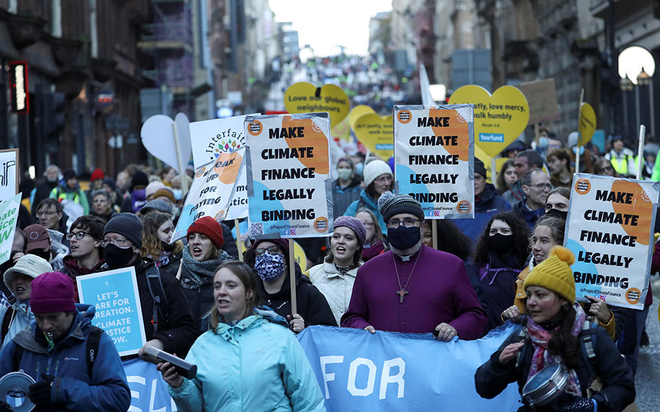 Κλιματική αλλαγή: Δεκάδες χιλιάδες διαδηλωτές στη Γλασκώβη και ανά τον κόσμο-1