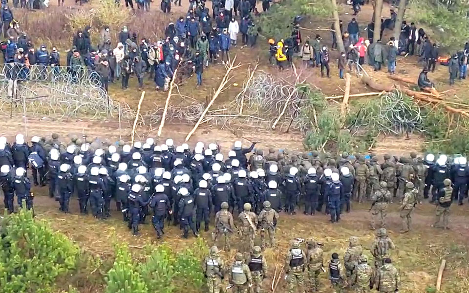 εε-γκανγκστερική-επιχείρηση-από-λο-561578638