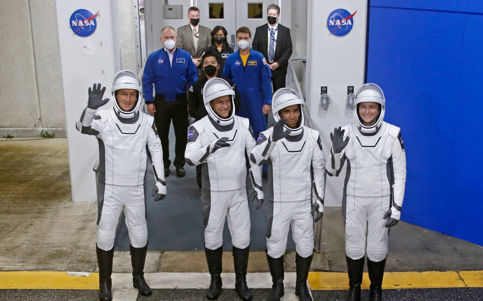 SpaceX – ΝASA: Επιτυχής η εκτόξευση του πυραύλου Falcon 9-1