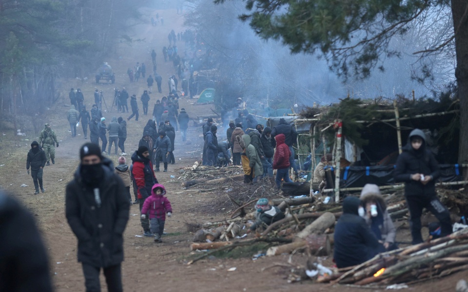 βρυξέλλες-προς-μινσκ-oι-άνθρωποι-δεν-πρ-561586363