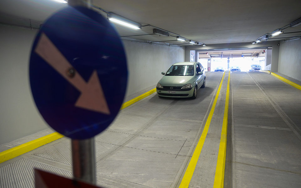 η-αύξηση-της-τιμής-της-βενζίνης-οδηγεί-561593488