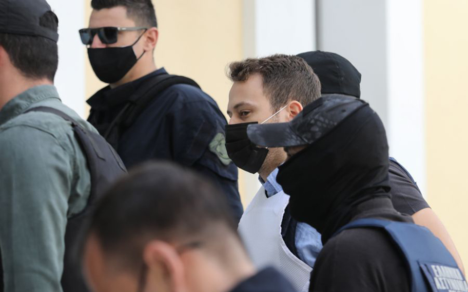 έγκλημα-στα-γλυκά-νερά-καταπέλτης-γ-561581740