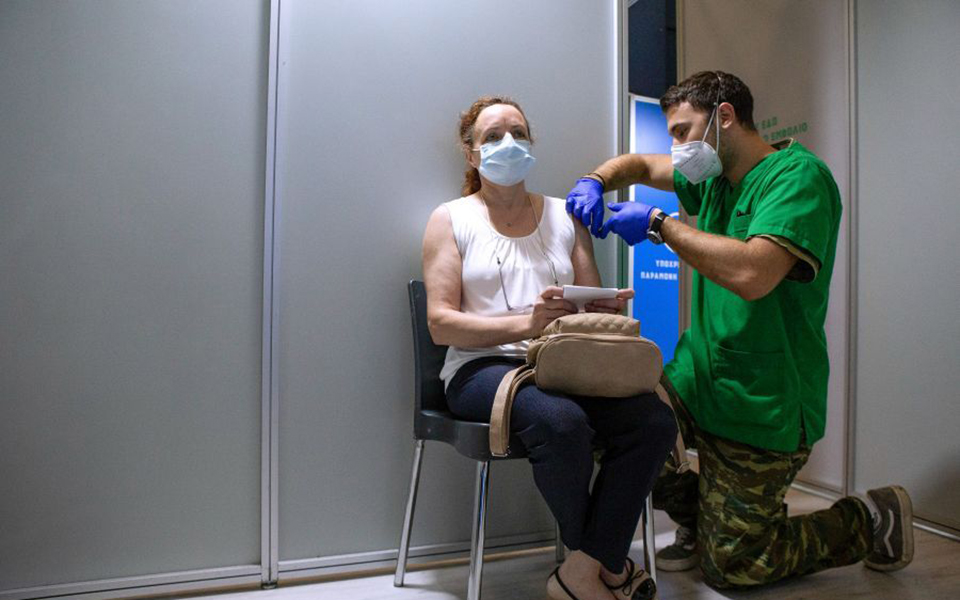 τρίτη-δόση-εμβολίου-τι-ισχύει-για-όλες-561598825