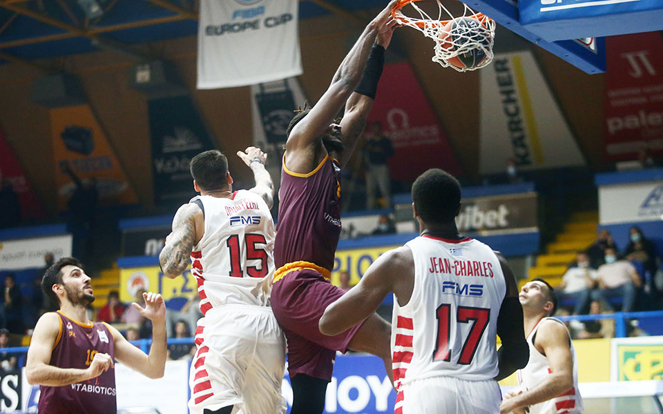 έπεσαν-όλες-οι-έδρες-στην-6η-αγωνιστι-561577948