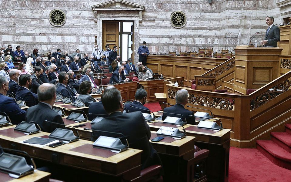 θεωρείο-παρουσίες-και-απουσίες-στην-κ-561580027