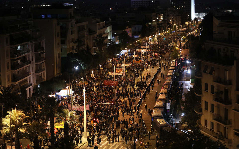 τ-θεοδωρικάκος-ειρηνικά-και-με-απόλυτ-561590860