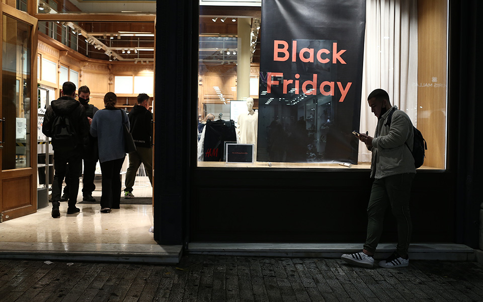 black-friday-στο-85-των-μεγεθών-του-2019-έφθασε-ο-φετιν-561608626