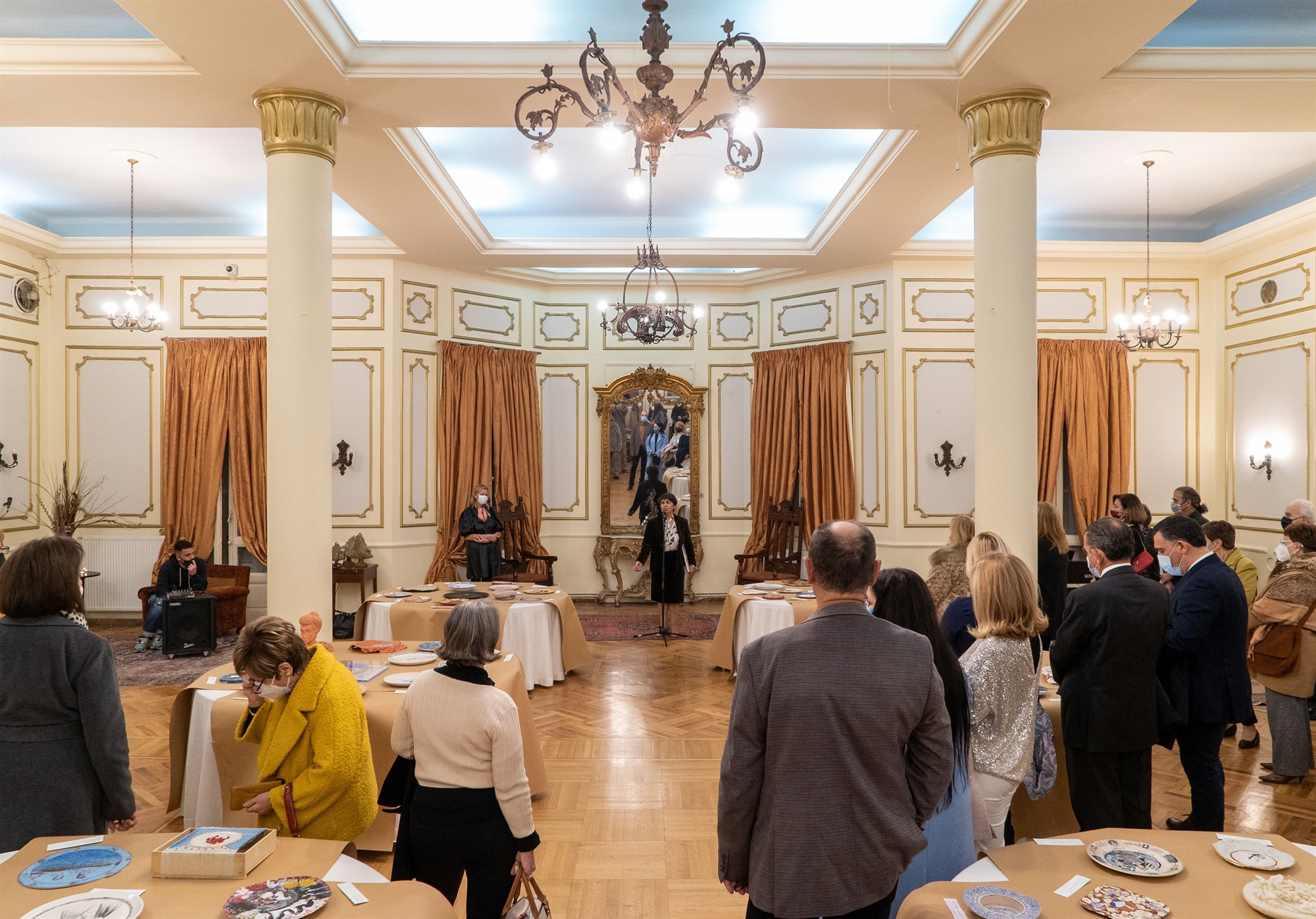 Η Ιστορία στο πιάτο, ένα ενθύμιο φιλοπατρίας από τον Βόλο και η προέκταση στο σήμερα-1