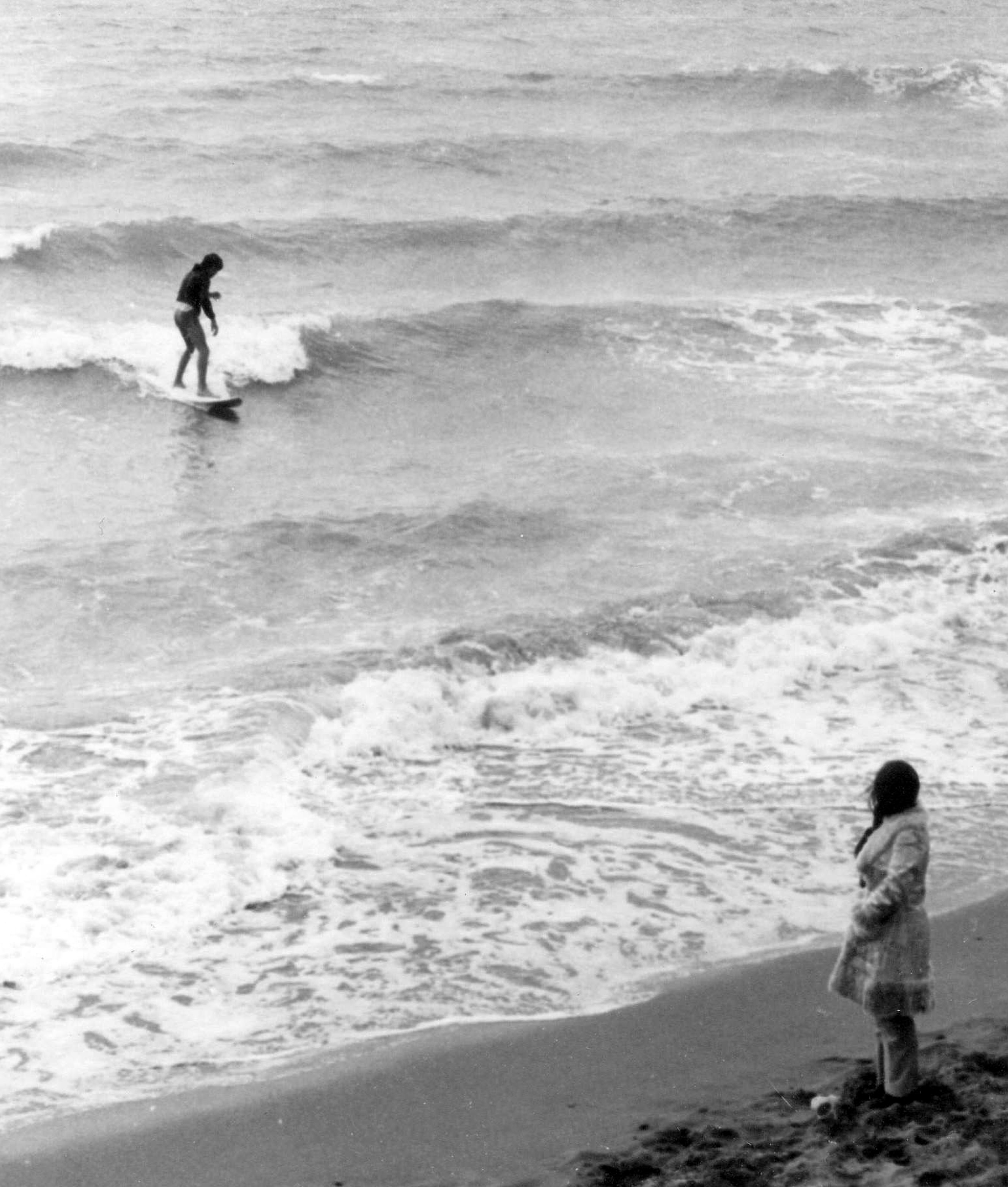 Δαμάζοντας τα κύματα: 50 χρόνια αθηναϊκό σέρφινγκ-4