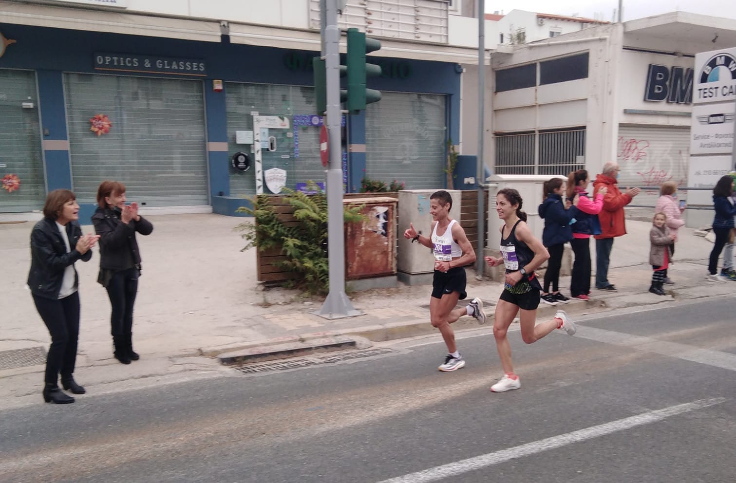 η-κοινή-μάχη-δύο-αθλητριών-βήμα-βήμα-πρ-561594334