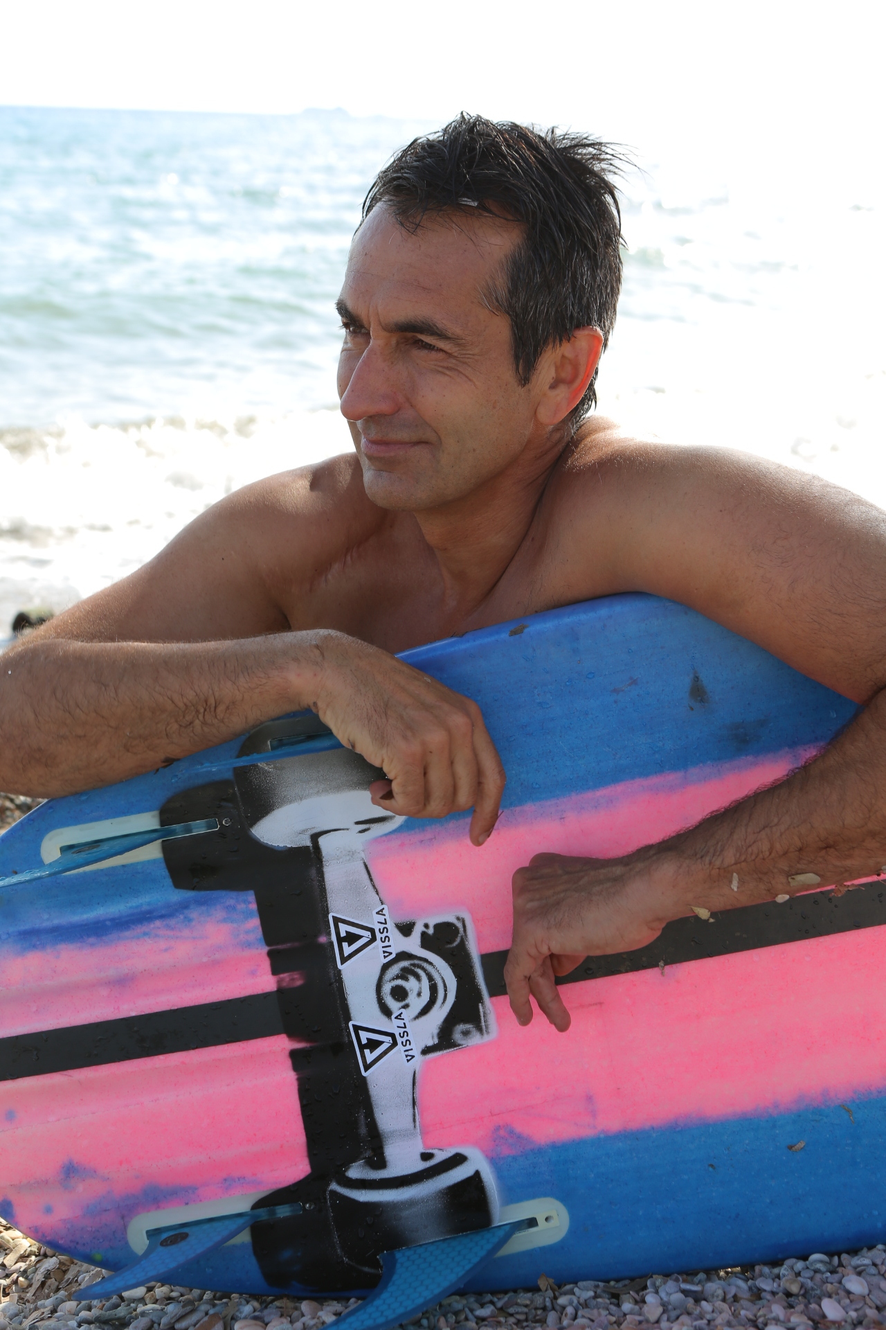 Δαμάζοντας τα κύματα: 50 χρόνια αθηναϊκό σέρφινγκ-8