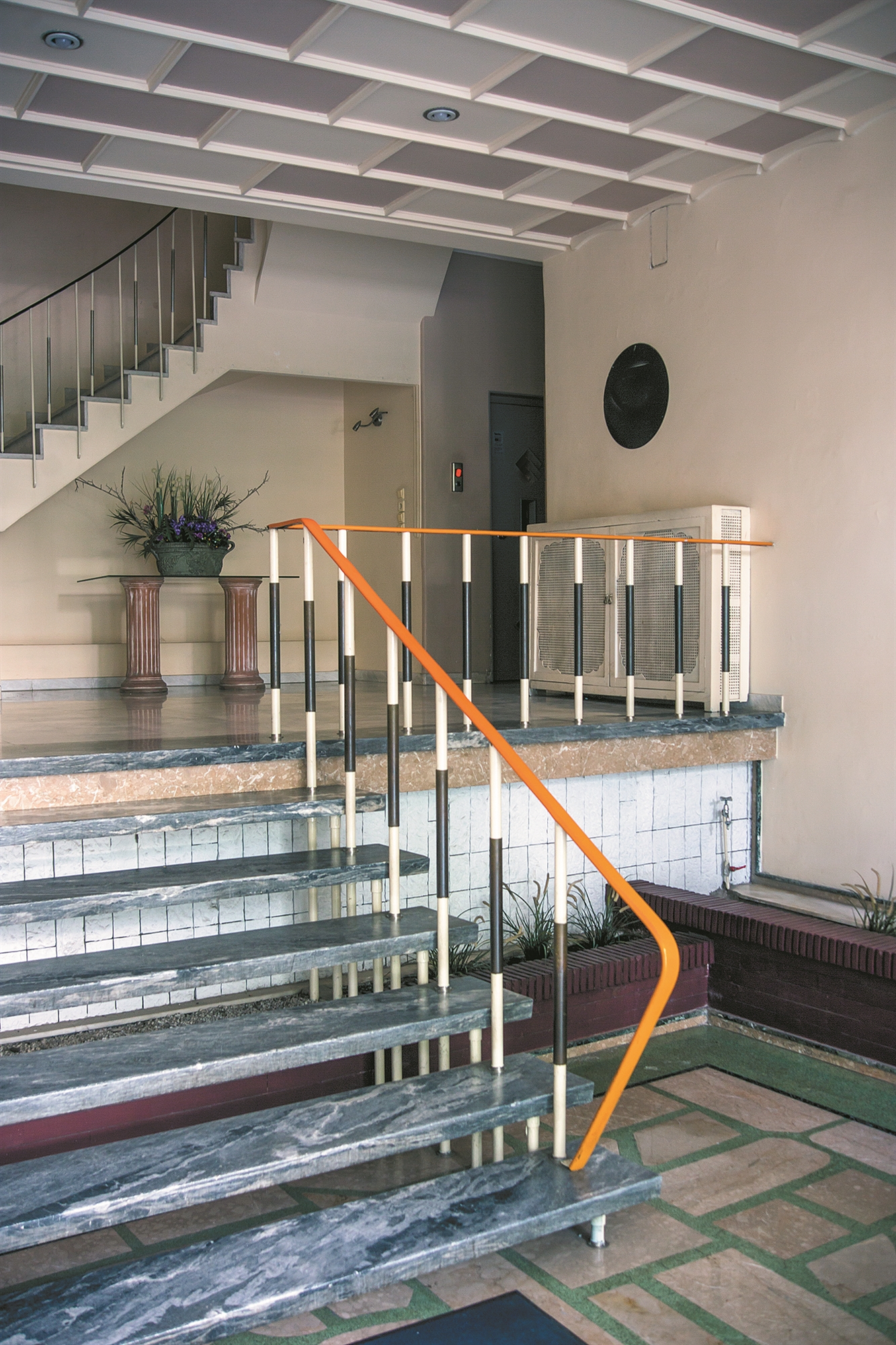 i-kypseli-pernaei-tin-triti-nioti-tis0