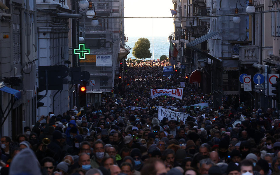 ιταλία-κινητοποιήσεις-αντιεμβολιασ-561575743