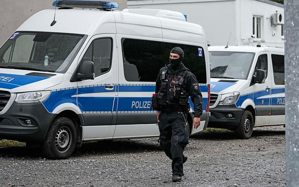 γερμανία-τρεις-τραυματίες-από-επίθεσ-561575401