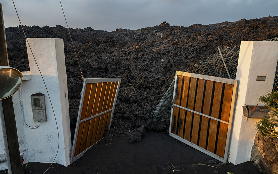 Λα Πάλμα: Όταν η ηφαιστειακή τέφρα σκεπάζει τα πάντα (εικόνες)-5