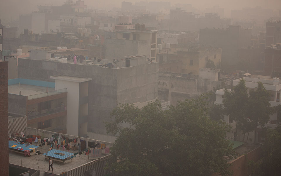 Ινδία: Σκέψεις για lockdown στο Νέο Δελχί λόγω νέφους – Κλειστά τα σχολεία-1