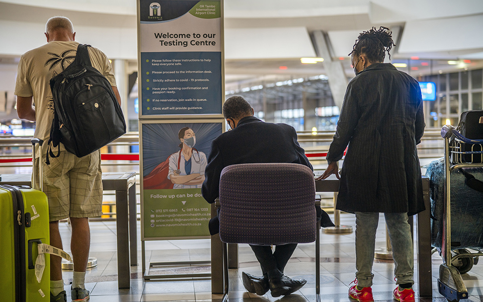 μετάλλαξη-όμικρον-νότια-αφρική-ήπ-561606838