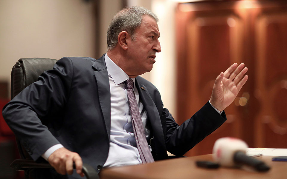 οργή-από-τον-χ-ακάρ-για-τους-εξοπλισμού-561581344