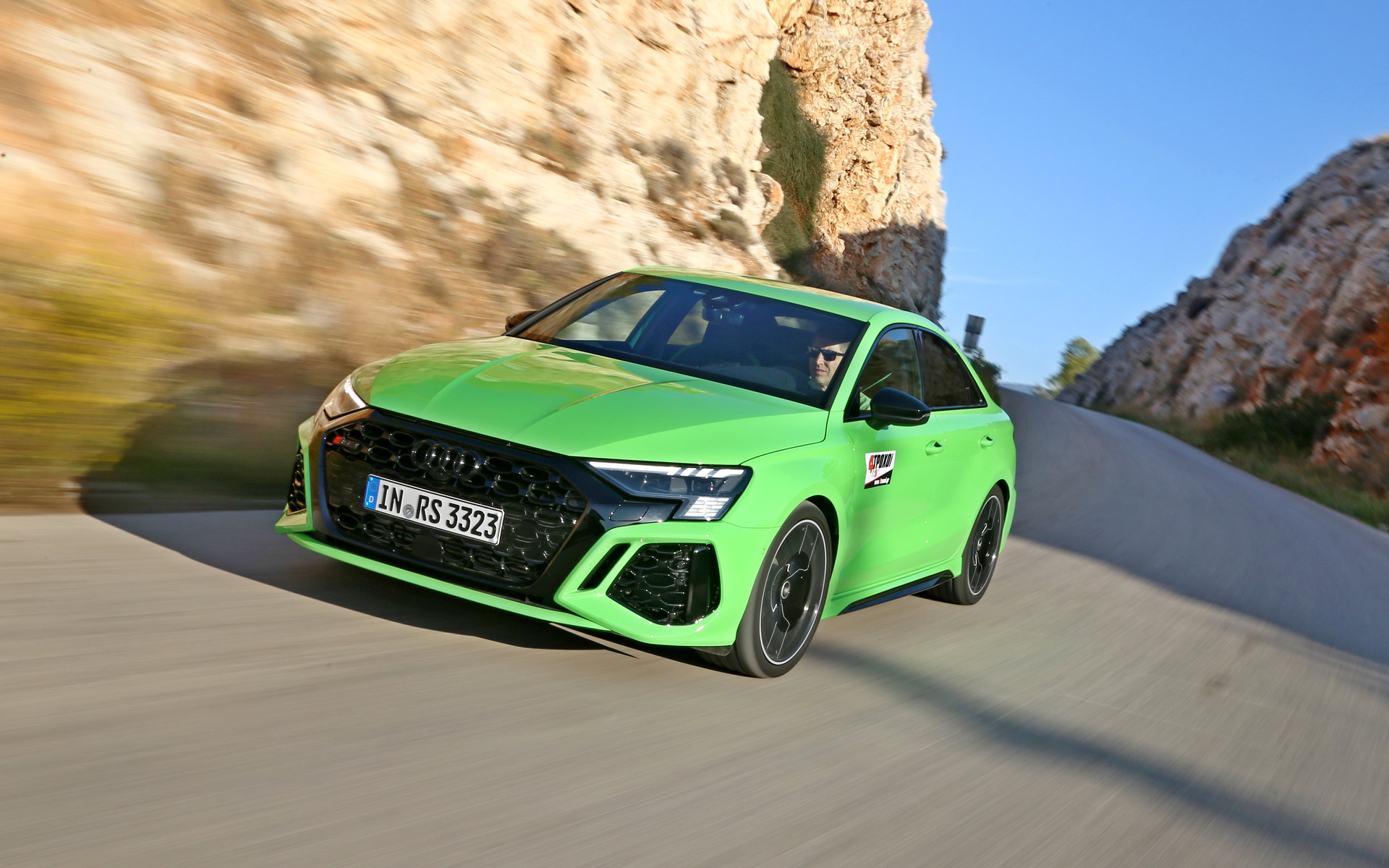 οδηγούμε-το-νέο-audi-rs-3-των-400-ίππων-αυτή-την-κ-561567514