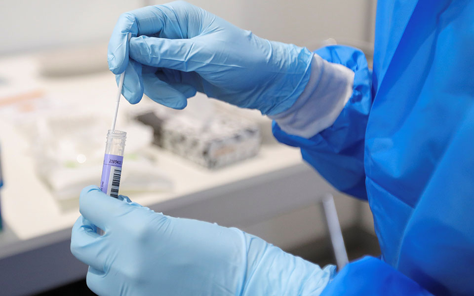 μετάλλαξη-όμικρον-πότε-θα-υπάρξουν-σα-561606748