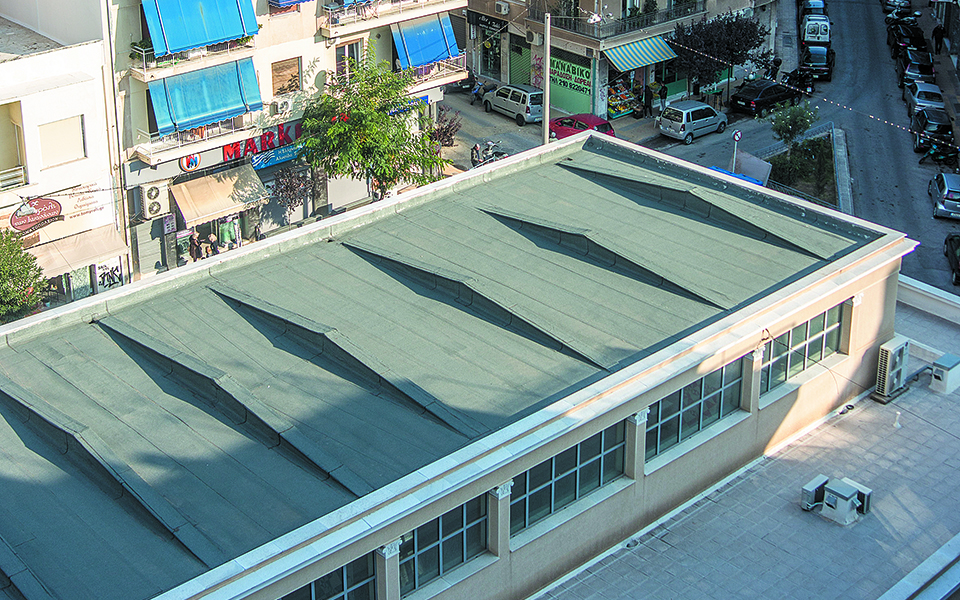 η-κυψέλη-περνάει-την-τρίτη-νιότη-της-561577090