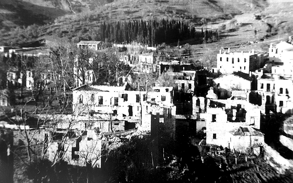 Καλάβρυτα 1943, το τρέιλερ που άναψε φωτιές-1