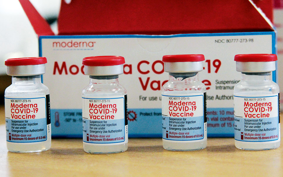 πόλεμος-πατρότητας-εμβολίου-561581410