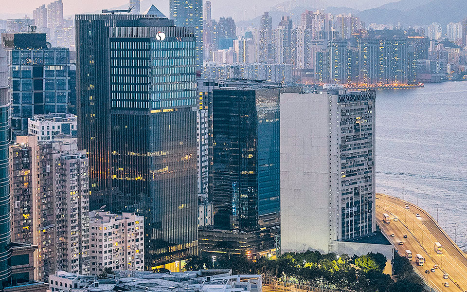 ο-παγκόσμιος-πλούτος-αυξάνεται-ταχύτ-561588337