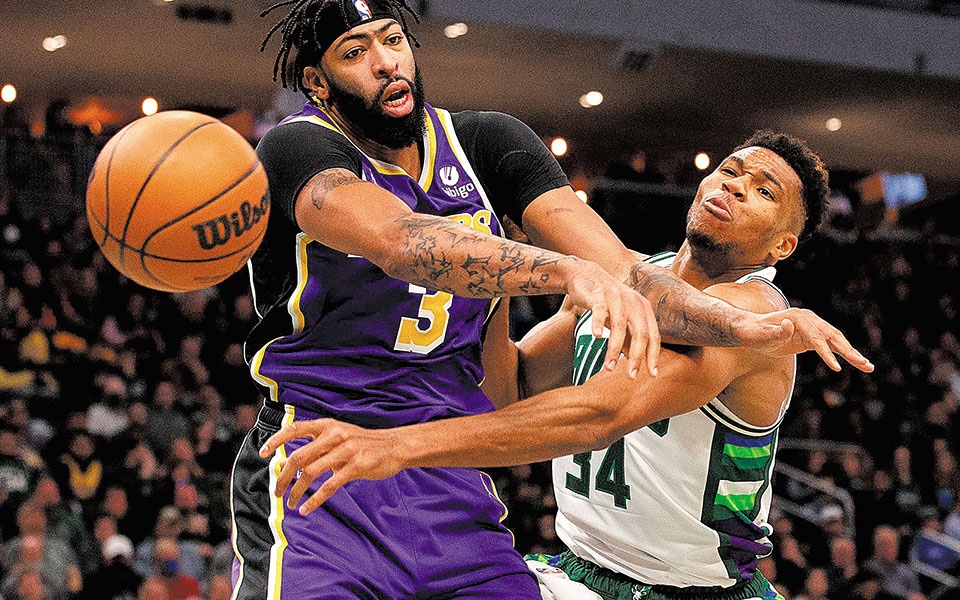 διέλυσε-τους-λέικερς-ο-γιάννης-αντετο-561593413