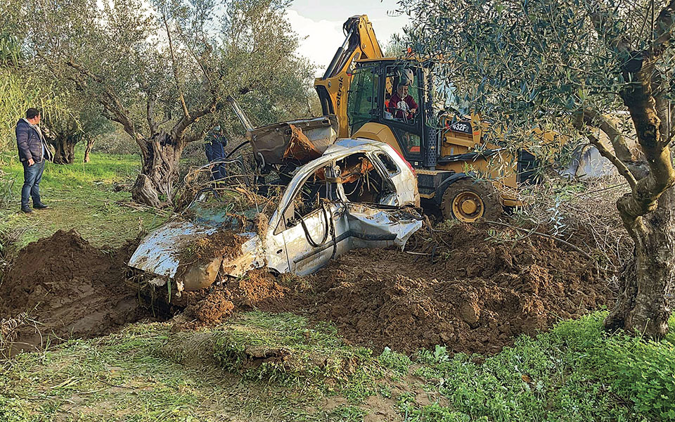 κακοκαιρία-ένας-νεκρός-και-πολλές-κατ-561605953
