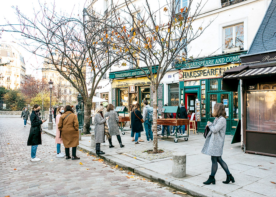 Το Παρίσι γοητεύει και στις γιορτές-6