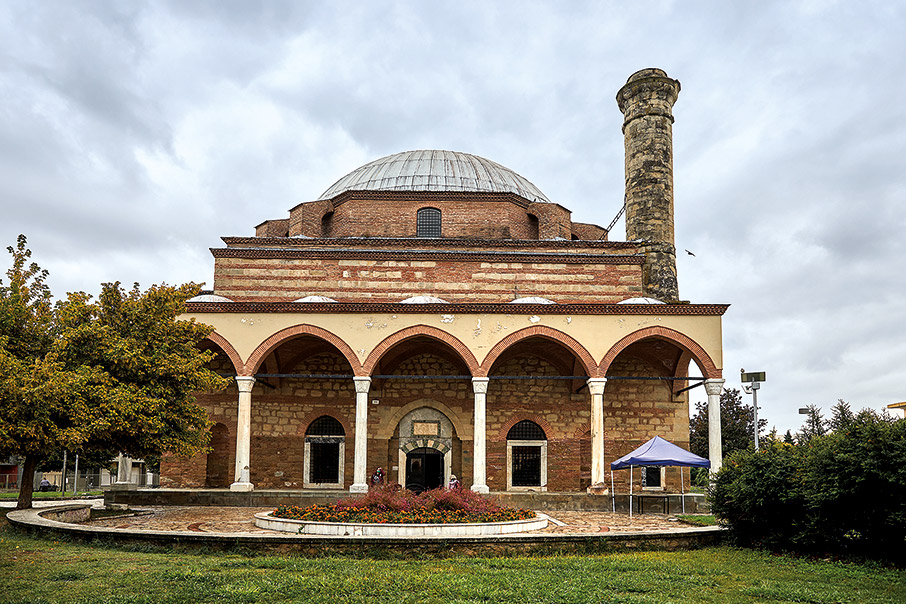 Τρίκαλα: Η πόλη που ξέρει από ευ ζην-6