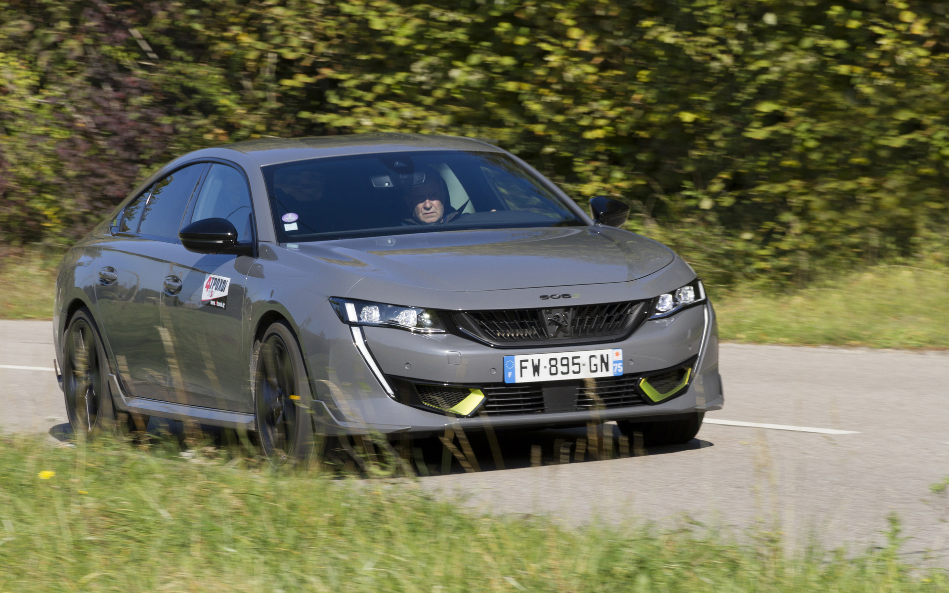 οδηγούμε-το-plug-in-υβριδικό-peugeot-508-ps-αυτή-την-κυρ-561567520