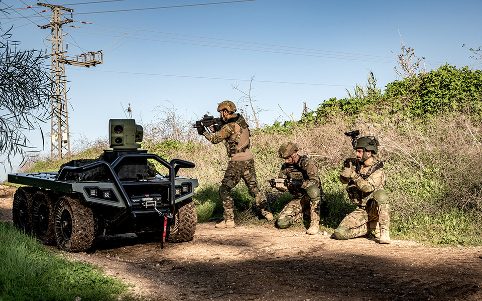 η-elbit-systems-και-η-roboteam-παρουσιάζουν-το-rook-561590317