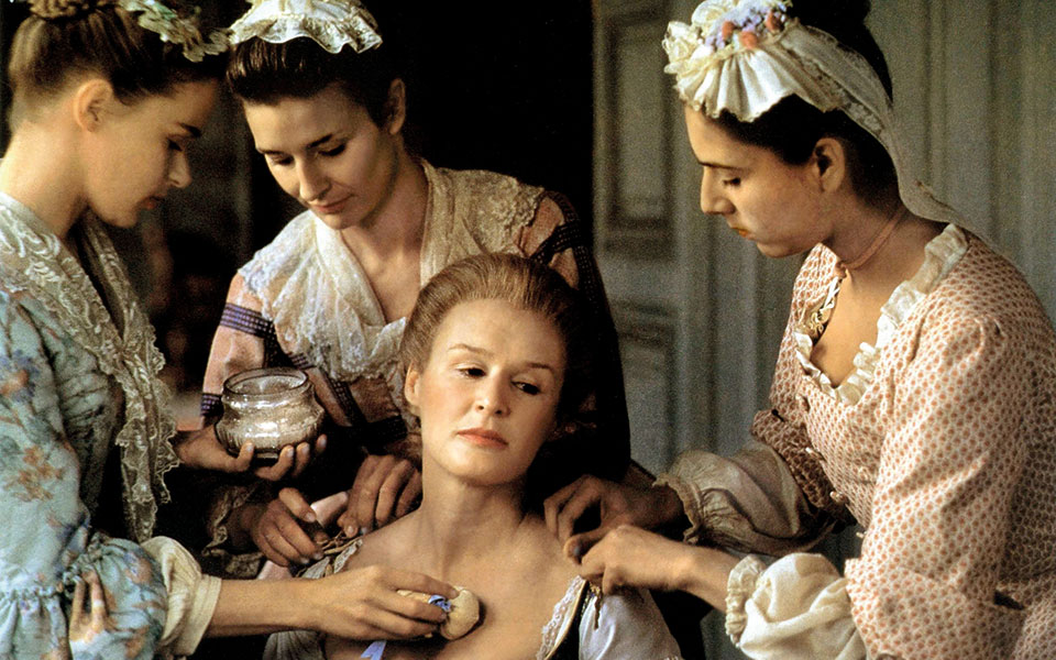 τα-πάθη-της-αριστοκρατίας-561597292