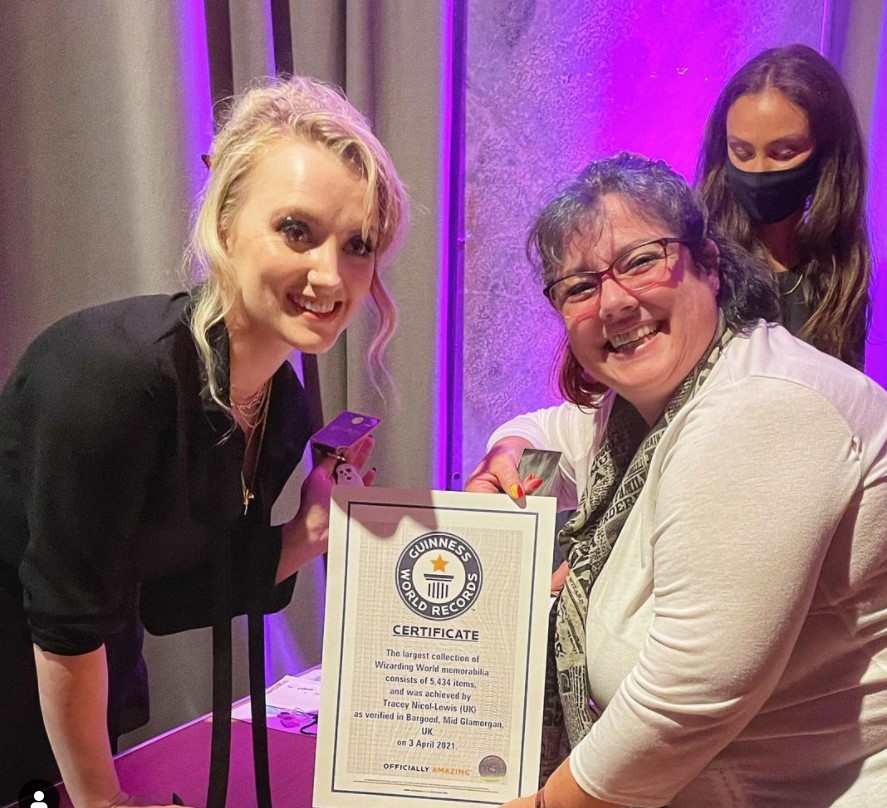 Ουαλία: Μια γυναίκα κατέρριψε ρεκόρ Γκίνες για τη μεγαλύτερη συλλογή αναμνηστικών Χάρι Πότερ-1
