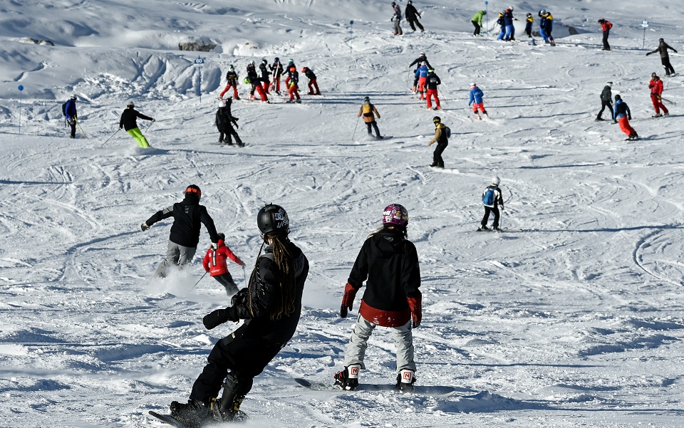 Ιταλία: Απέκτησαν ξανά ζωή οι πίστες στα χιονοδρομικά κέντρα (εικόνες)-2