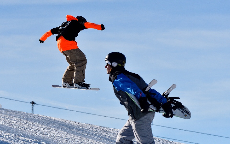 Ιταλία: Απέκτησαν ξανά ζωή οι πίστες στα χιονοδρομικά κέντρα (εικόνες)-3