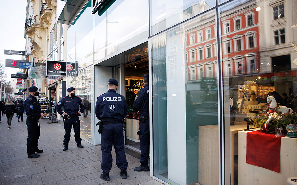 κορωνοϊός-αυστρία-σε-επίπεδο-ρεκόρ-561590302