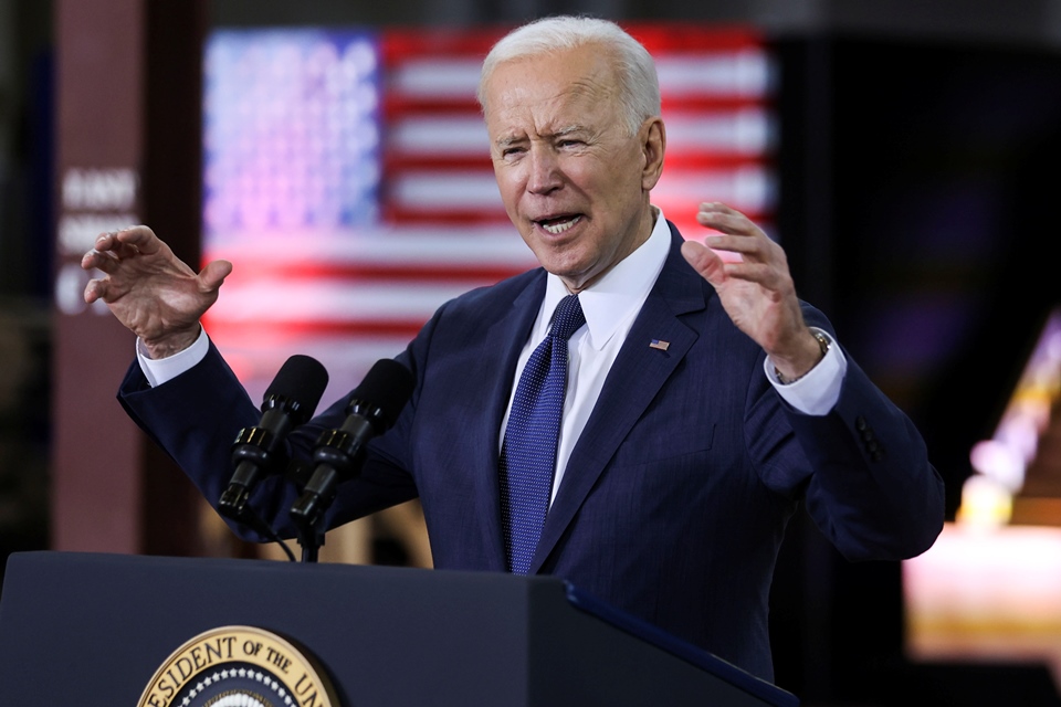 η-κωδικοποιημένη-βρισιά-των-αντιπάλω-561578203