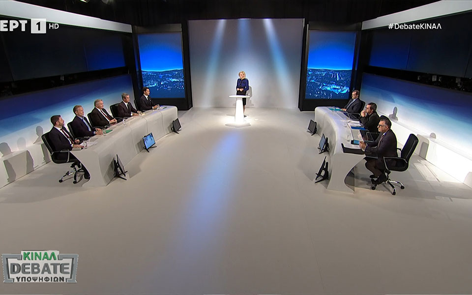 live-κιναλ-σε-εξέλιξη-το-ντιμπέιτ-των-πέ-561607774