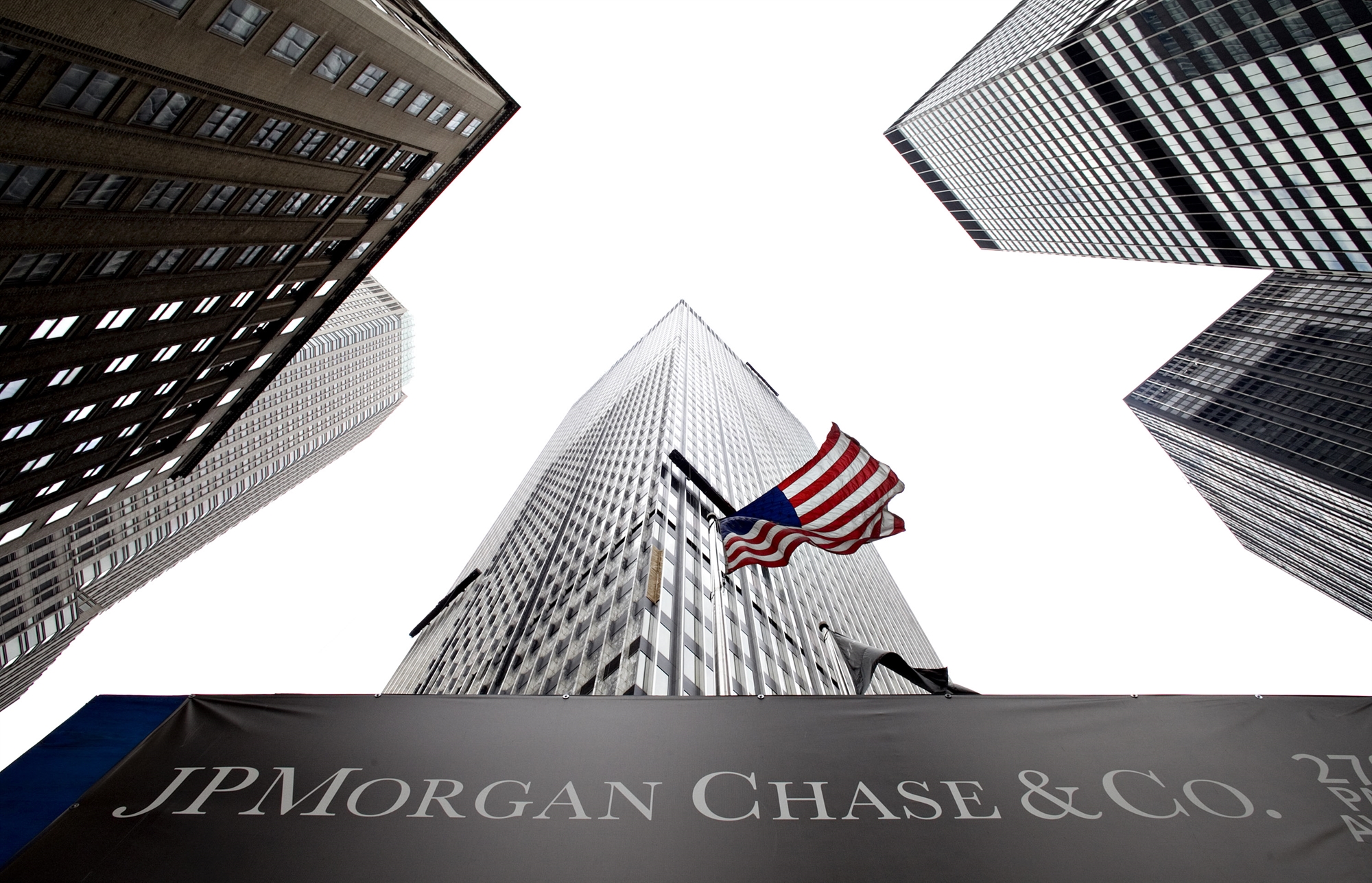 μεγάλα-κέρδη-για-τις-τράπεζες-από-εξαγ-561599983