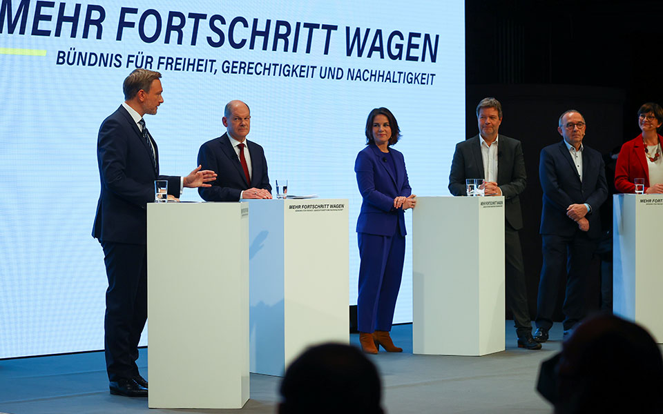 γερμανία-έγγραφο-reuters-επιστροφή-σε-αυσ-561600703