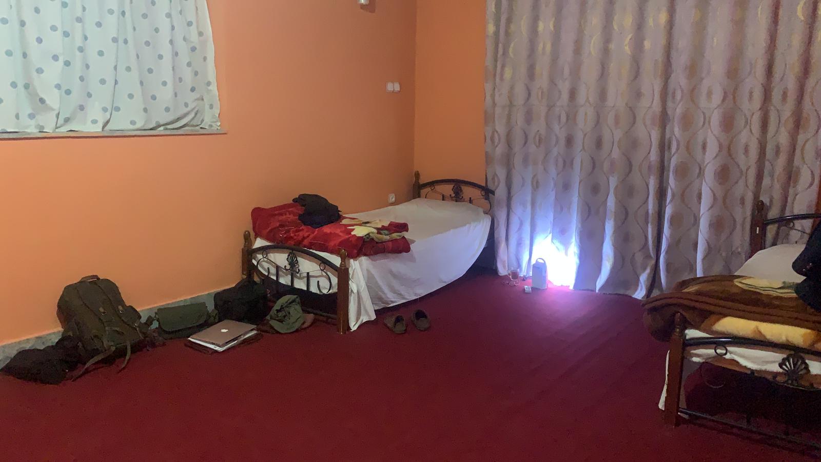 Απόδραση από το Αφγανιστάν: «Όμηρος» στη γραφειοκρατία των Ταλιμπάν-1