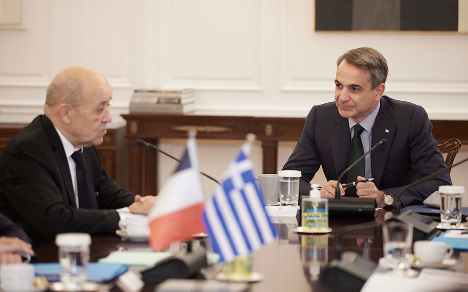 λε-ντριάν-σε-μητσοτάκη-ώρα-κοινής-δράσ-561593599