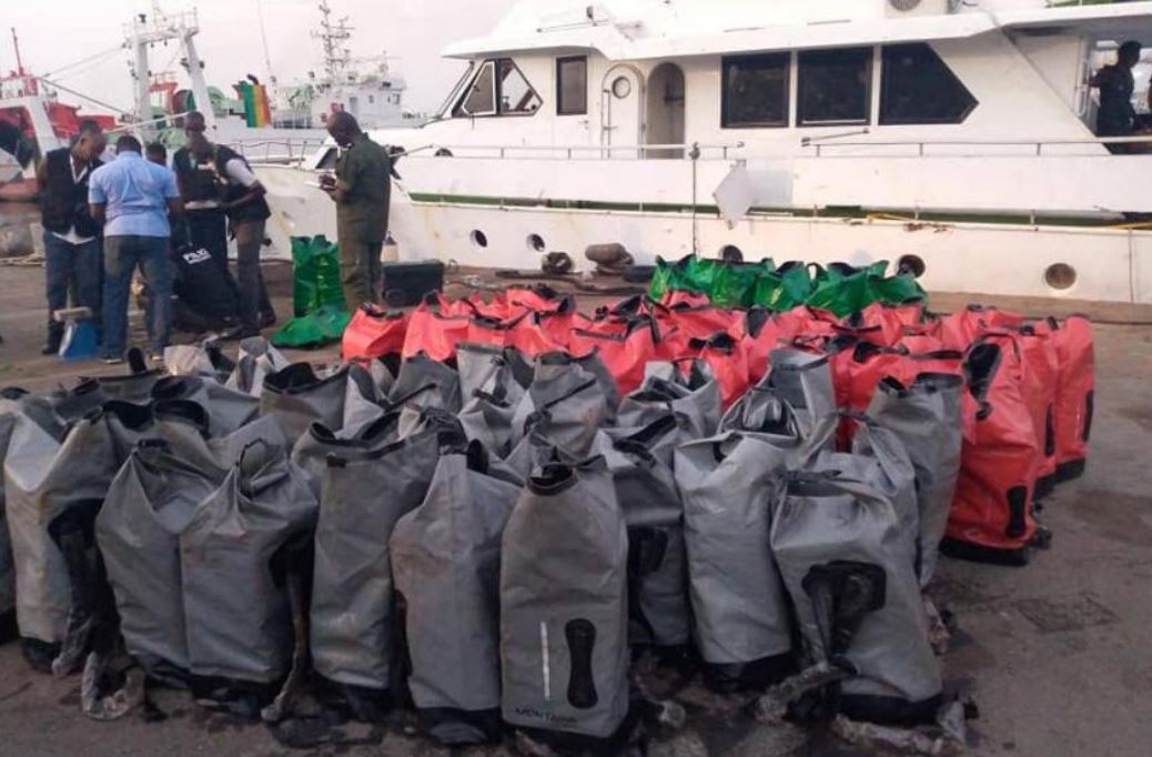 αποκάλυψη-κατάσχεση-ποσότητας-μαμού-561586504