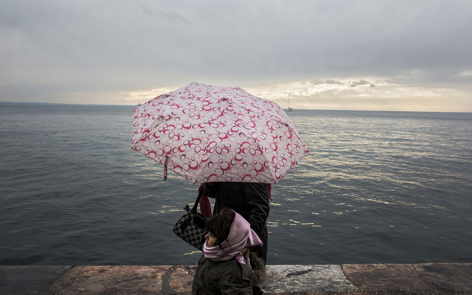 καιρός-πού-αναμένονται-τοπικές-βροχέ-561589915