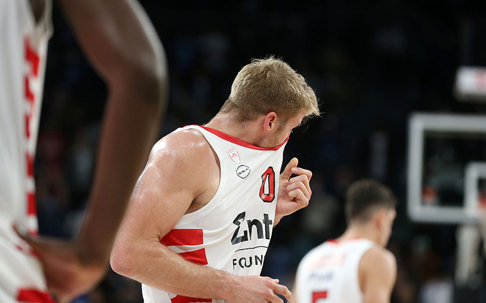 euroleague-αναντολού-εφές-ολυμπιακός-88-69-561590845