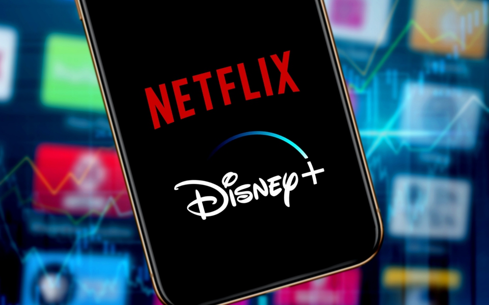 netflix-κερδίζει-πόντους-στη-μάχη-με-το-disney-561581371