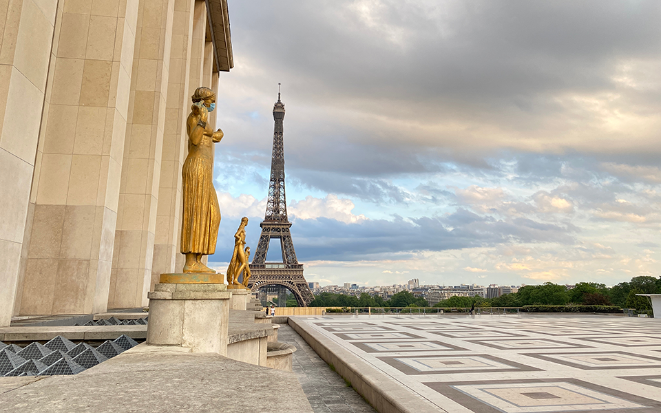 o-ζεμούρ-ωσεί-παρών-στο-ντιμπέιτ-της-γαλ-561598684